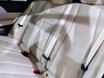 Mercedes GLE V167 SUV Facelifting 3.0 450 381KM 2025 MERCEDES-BENZ GLE 450 4-Matic AMG Line 3.0 (381KM) 2025, zdjęcie 15