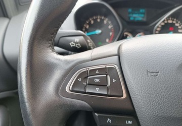 Ford Kuga II SUV Facelifting 1.5 EcoBoost 120KM 2017 Ford Kuga Przebieg 51.000 km - silnik 1,5 - 120 KM 1.5 Benzyna 120KM, zdjęcie 26