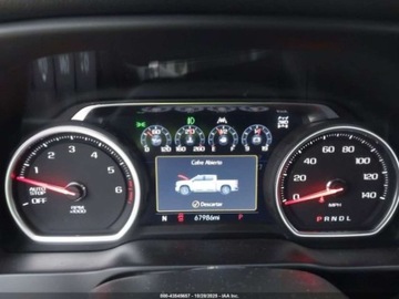 Chevrolet Silverado II 2021 Chevrolet Silverado 2021r,. 4x4, 1500, Crew Cab, High Country 6.2 Benzyna, zdjęcie 10