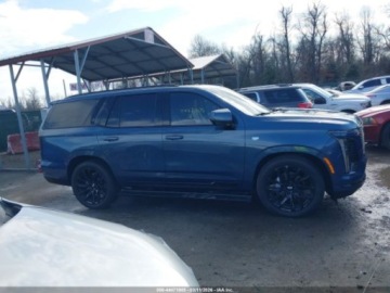 Cadillac Escalade III 2026 Cadillac Escalade Platinum Sport 2026 6.2 Benzyna 420KM, zdjęcie 6