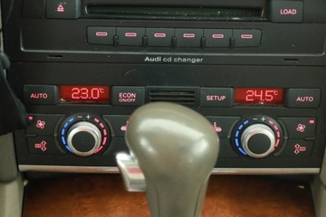 Audi Q7 I SUV 3.0 TDI quattro 233KM 2007 Audi Q7 3.0 TDI , 229 KM, 4X4, Automat, 7 miejsc, zdjęcie 10