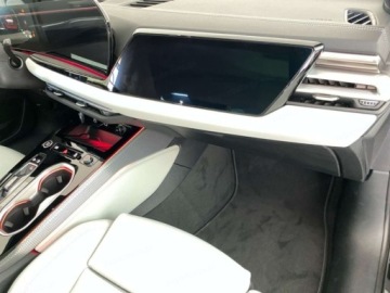 Audi A6 C8 Limousine Facelifting 2.0 40 TDI 204KM 2025 AUDI A6 TDI quattro S line Sedan (204KM) 2025, zdjęcie 13