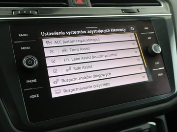 Volkswagen Tiguan Allspace SUV 2.0 TDI 200KM 2021 Volkswagen Tiguan Allspace 7 os. 4x4 DSG full LED, zdjęcie 24