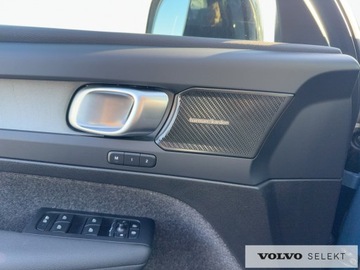 Volvo XC40 Crossover Facelifting 2.0 B4 197KM 2025 Volvo XC 40 VOLVO XC40 B4 Plus Dark Benzyna (197+1, zdjęcie 33