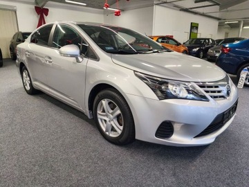 Toyota Avensis III Sedan Facelifting 1.8 Valvematic 147KM 2013 Toyota Avensis 1.8 benzyna, Salon Polska, Pierwszy właściciel, zdjęcie 2