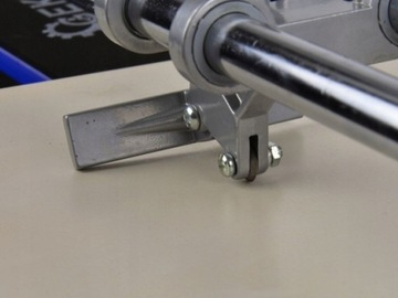 МАШИНА ДЛЯ РЕЗКИ ГЛАЗУРНОЙ ПЛИТКИ 800