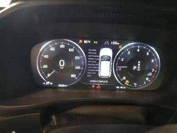 Volvo XC40 2022 Volvo XC 40 2022 VOLVO XC40 T5 MOMENTUM, silnik benzynowy 2.0 L 2.0 248KM, zdjęcie 9