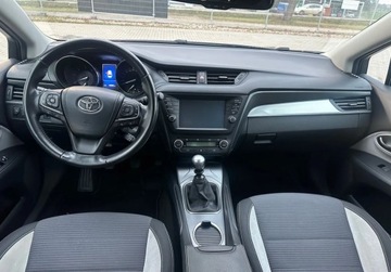 Toyota Avensis III Sedan Facelifting 2015 2.0 D-4D 143KM 2018 Toyota Avensis 2.0D4D 143KM 2018r. Premium Salon Polska F-Vat 23 2.0 143KM, zdjęcie 8