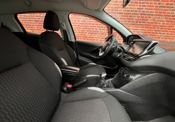 Peugeot 208 I Hatchback 3d 1.2 VTI 82KM 2014 Peugeot 208 Salon PL Czujniki Kamera niski przebieg Gwarancja w cenie Waw, zdjęcie 12