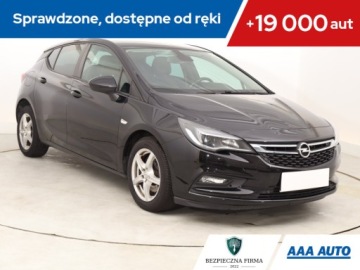 Opel Astra J GTC 1.6 CDTI Ecotec 136KM 2018 Opel Astra 1.6 CDTI, Salon Polska, Serwis ASO