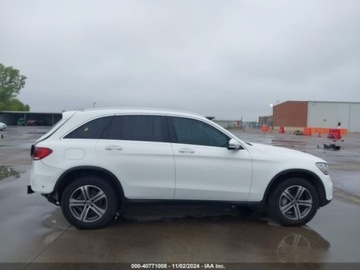 Mercedes GLC C253 2021 Mercedes-Benz GLC 2021r., 4X4, od ubezpieczalni 2.0 Benzyna 255KM, zdjęcie 7