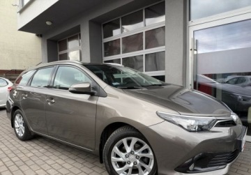 Toyota Auris II Touring Sports Facelifting 1.6 Valvematic 132KM 2016 Toyota Auris Comfort, salon Polska, serwis ASO, podgrz. fotele, czujniki,