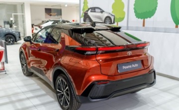 Toyota C-HR II SUV 1.8 Hybrid 140KM 2025 Toyota C-HR 1.8 Hybrid Executive 1.8 Hybryda 140KM, zdjęcie 5