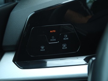 Volkswagen Golf VIII Variant 1.5 TSI 130KM 2021 VW Golf 1.5 TSI, Salon Polska, 1. Właściciel, zdjęcie 17