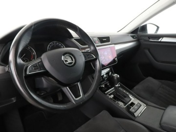 Skoda Superb III Kombi 2.0 TDI 150KM 2017 Škoda Superb Skoda Superb 2.0TDI Automat Style, zdjęcie 13