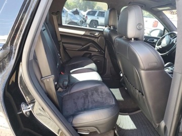 Porsche Cayenne II SUV 4.8 V8 420KM 2013 Porsche Cayenne 2013 Porsche Cayenne GTS 4.8 Benzyna 420KM, zdjęcie 11