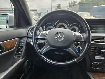 Mercedes Klasa C W204 Kombi T204 2.2 200 CDI BlueEFFICIENCY 136KM 2013 Mercedes C 200 2.2 CDI Diesel 136KM automat, zdjęcie 9