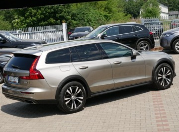 Volvo 2019 Volvo V60 CC AWD Pro Pamięć ACC skóra Komforty Blis Diody Keyles LKA Winter, zdjęcie 34