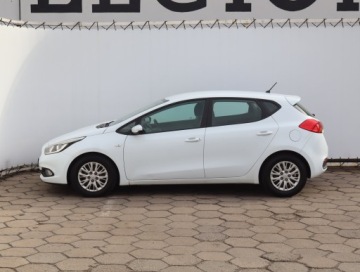 Kia Ceed II Hatchback 5d Facelifting 1.4 CRDi 90KM 2015 Kia Ceed 1.4 CRDi, Klima, zdjęcie 2