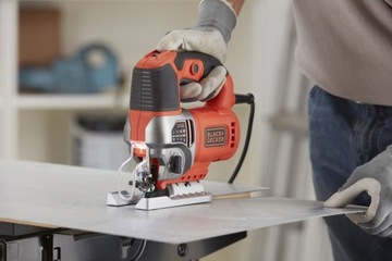 Лобзик Black&Decker BES610 650Вт