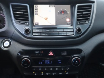 Hyundai Tucson III SUV 1.7 CRDi 141KM 2018 Hyundai Tucson 1.7 CRDi, Salon Polska, Automat, zdjęcie 11