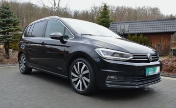 Volkswagen Touran III 2.0 TDI SCR 190KM 2019 Volkswagen Touran 2,0 TDI 190 KM 7 Osobowy FULL LED HIGH-LINE Alcantara Na, zdjęcie 9