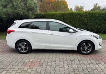 Hyundai i30 II Wagon Facelifting 1.6 GDI 135KM 2016 Hyundai i30 LIFT 1.6GDI Climatronic PDC Led Bezwypadkowy SERWIS 1.6, zdjęcie 6