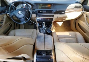 BMW Seria 5 F10-F11 2013 BMW Seria 5 2013 BMW 535 4x4, KUPIONY w transporcie do Polski 3.0 Benzyna, zdjęcie 9