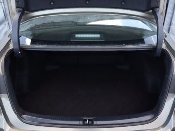 Toyota Corolla XII Sedan 1.5 VVT-i 125KM 2021 Toyota Corolla 1.5 VVT-i, Salon Polska, zdjęcie 13