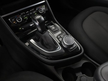 BMW Seria 2 F22-F23-F45-F46 Active Tourer 220d 190KM 2015 BMW 220 2.0D Automat xDrive Active Tourer, zdjęcie 27