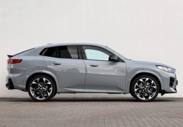 BMW X2 U10 SUV M 2.0 M35i 300KM 2025 BMW X2 I wlasciciel M Sport Hak Gwarancja Bezwypadkowy FVAT23, zdjęcie 2