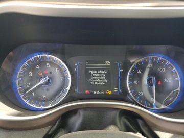 Chrysler Pacifica II 2018 Chrysler Pacifica Touring L 2018 3.6l 3.6 Benzyna 287KM, zdjęcie 9