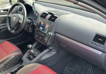 Volkswagen Golf V Hatchback 2.0 TDI 140KM 2005 Volkswagen Golf 2.0 diesel 2005 2.0 Diesel 140KM, zdjęcie 3