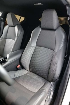 Toyota C-HR I Crossover Facelifting 2.0 Hybrid Dynamic Force 184KM 2023 Toyota C-HR 2.0 Hybrid Style 2.0 Hybryda 184KM, zdjęcie 5