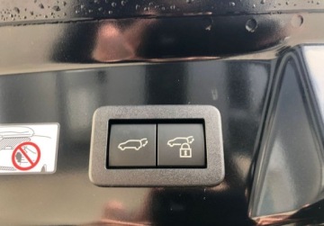 Toyota Prius V (XW60) 2.0  Hybrid Dynamic Force Plug-in 223KM 2023 Toyota Prius Prius Rej. 2024 Prestige FV23 Salon PL Serwis ASO 1 wl., zdjęcie 30