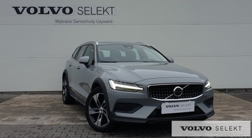 Volvo V60 II  Cross Country Facelifting 2.0 B4 197KM 2023 Volvo V60 V60 Plus Bright | B4 Diesel | FV23% | Se, zdjęcie 2