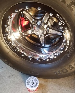 MOTHERS Полироль для магния и алюминия 141 г