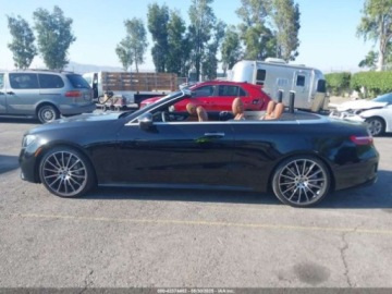 Mercedes Klasa E W214 2023 Mercedes-Benz Klasa E 450 2023 3.0l 3.0 Benzyna 362KM, zdjęcie 2