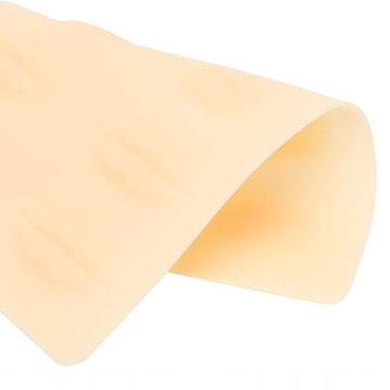 ПРАКТИКА ТАТУИРОВКИ ИСКУССТВЕННОЙ КОЖИ СИЛИКОНОВЫМИ ГУБАМИ