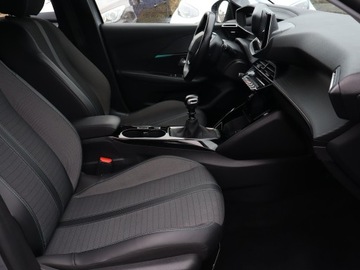 Peugeot 208 II Hatchback 1.2 PureTech 102KM 2020 Peugeot 208 1.2 PureTech, Navi, Klima, zdjęcie 8