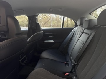 Mercedes Klasa E W214 Sedan 2.0 220d 197KM 2024 Mercedes-Benz E 220, zdjęcie 18
