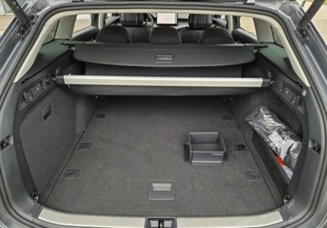 Skoda Superb III Kombi Facelifting 1.5 TSI 150KM 2024 Skoda Superb 1.5eTSI 150KM SelectionPakiety MatrixLED ACC 4Podgrzew.Fot. A, zdjęcie 31