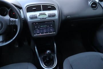 Seat Altea XL 2.0 TDI 140KM 2006 Seat Altea XL 2.0 TDI, HAK, Klima, Klimatronic, zdjęcie 7