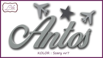 Наклеек букв любое 7 буквенного названия, написанное на стене для подарка