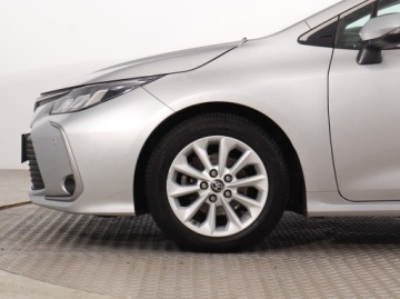 Toyota Corolla XII Sedan 1.8 Hybrid 122KM 2022 Toyota Corolla 1.8 Hybrid, Salon Polska, zdjęcie 14