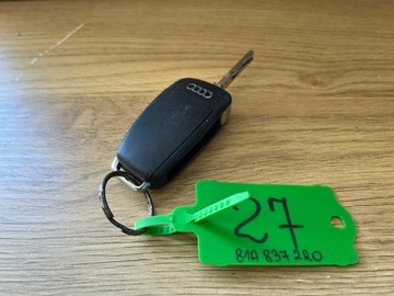 AUDI Q3 Q2 SQ2 KLÍČEK OVLÁDAČ KAPESNÍ NŮŽ 81A837220