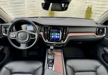 Volvo S60 III 2021 Volvo S60 Volvo S60 B5 B AWD Ultimate Dark 2.0 Benzyna 250KM, zdjęcie 8