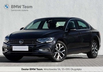 Volkswagen Passat B8 Variant Facelifting 1.5 TSI EVO 150KM 2022 Volkswagen Passat Reflektory LED FrontLane Assist ACC Salon PL FVAT23