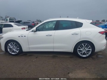 Maserati Levante 2020 Maserati Levante Granlusso 2020 3.0l 3.0 Benzyna 345KM, zdjęcie 2