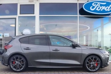 Ford Focus IV Hatchback ST Facelifting 2.3 EcoBoost 280KM 2025 Ford Focus ST X, Ostatnie sztuki, Head-Up, Od Reki 280 KM 2.3 Benzyna, zdjęcie 1